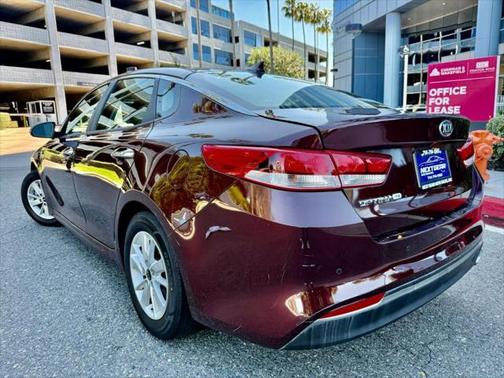 2018 Kia Optima LX