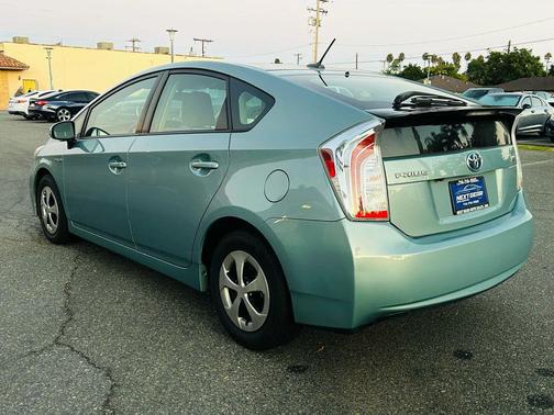 2013 Toyota Prius Three