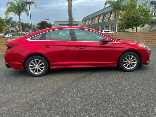 2019 Hyundai SONATA SE