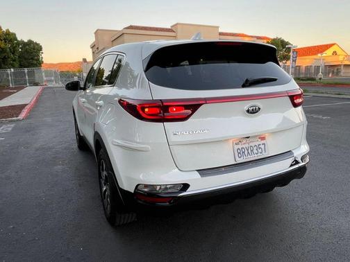 2020 Kia Sportage LX