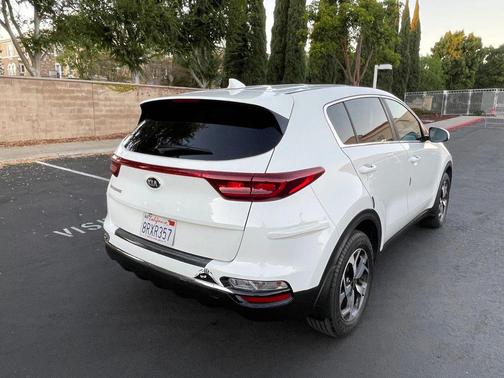 2020 Kia Sportage LX