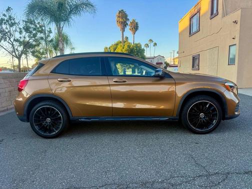 2018 Mercedes-Benz GLA 250 Base