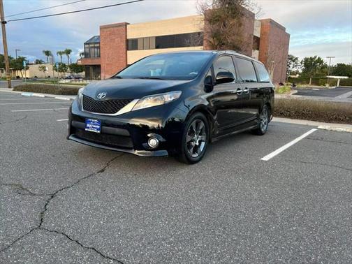 2013 Toyota Sienna SE
