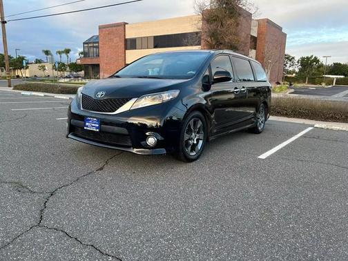 2013 Toyota Sienna SE