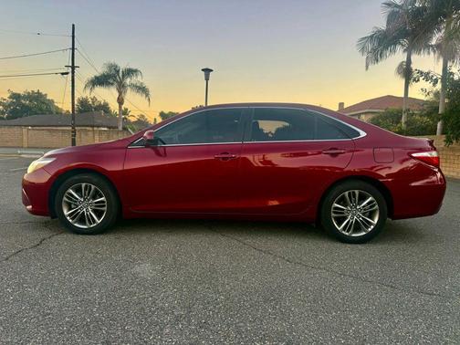 2017 Toyota Camry LE