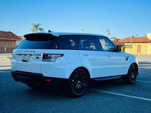 White 2016 Land Rover Range Rover Sport Supercharged SE