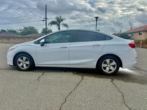 2016 Chevrolet Cruze LS Auto