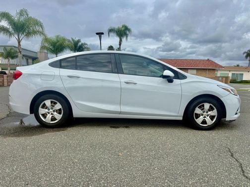 2016 Chevrolet Cruze LS Auto