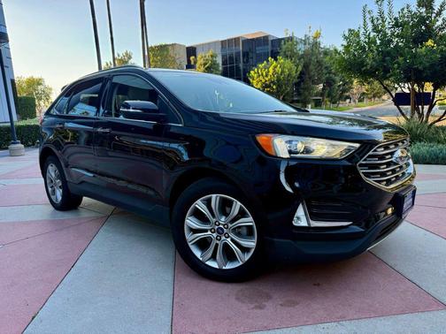 2019 Ford Edge Titanium