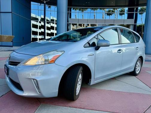 2012 Toyota Prius v Two
