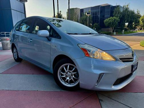 2012 Toyota Prius v Two