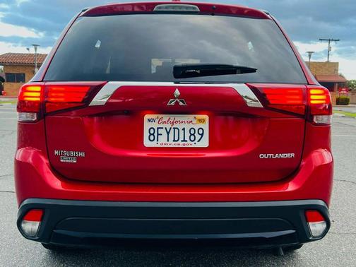 2018 Mitsubishi Outlander SE