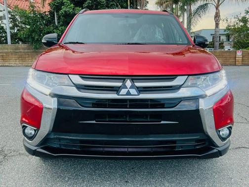2018 Mitsubishi Outlander SE