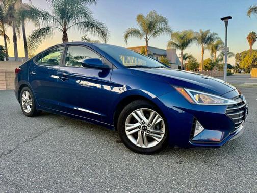 2020 Hyundai ELANTRA SEL