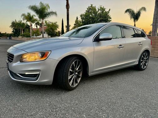 2015 Volvo V60 T5 Premier