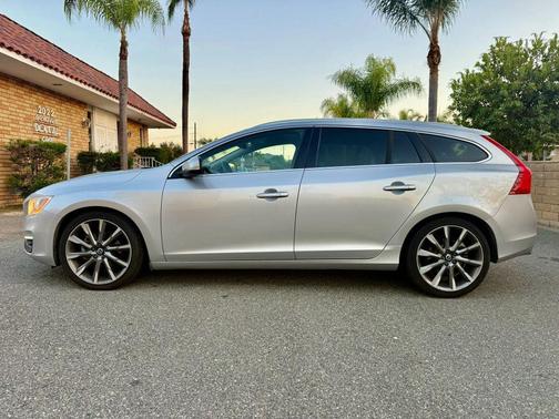 2015 Volvo V60 T5 Premier