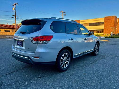 2013 Nissan Pathfinder SL