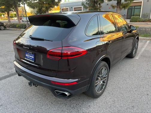 Mahogany Metallic 2017 Porsche Cayenne Platinum Edition