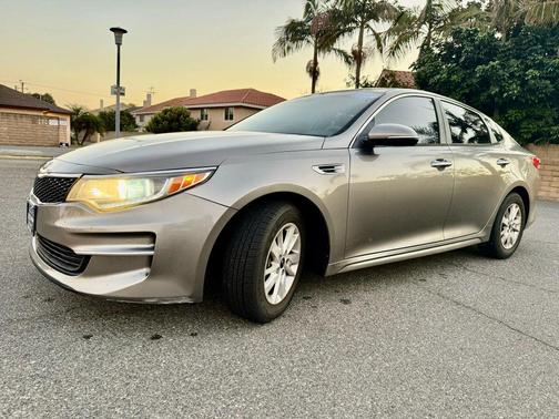 2017 Kia Optima LX