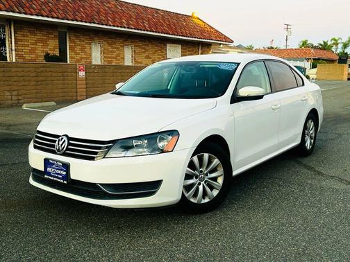 2015 Volkswagen Passat 1.8T S