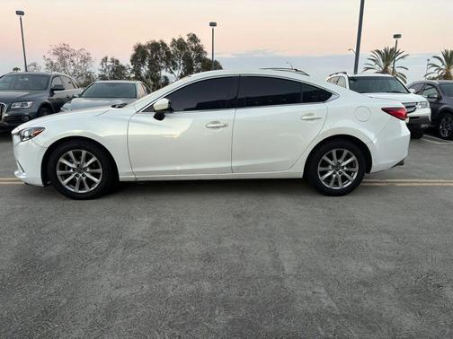 2016 Mazda Mazda6 i Sport