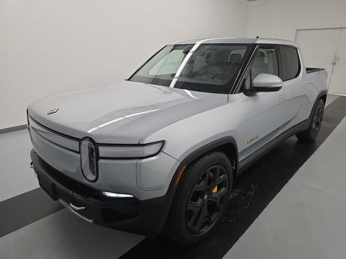 2023 Rivian R1T Adventure Quad Motor Large Pack
