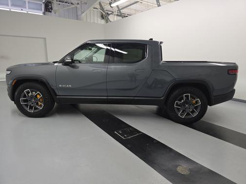 2023 Rivian R1T Adventure Quad Motor Large Pack