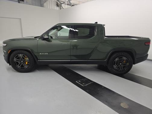2023 Rivian R1T Adventure Package
