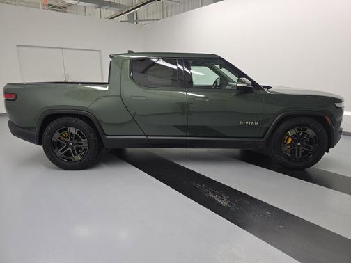 2023 Rivian R1T Adventure Package