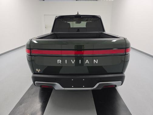 2023 Rivian R1T Adventure Package