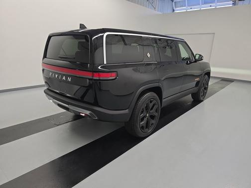 2022 Rivian R1S Launch Edition