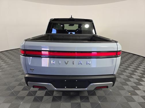 2024 Rivian R1T Adventure Package