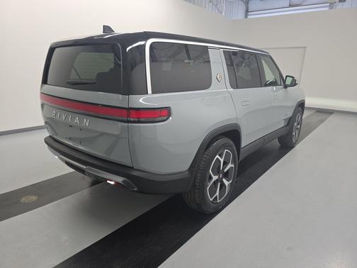 Limestone 2024 Rivian R1S Adventure Package