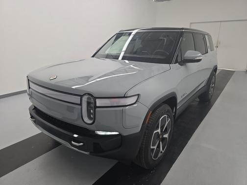 Limestone 2024 Rivian R1S Adventure Package