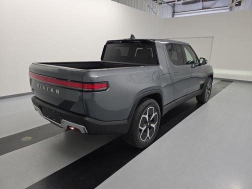 El Cap Granite 2022 Rivian R1T Adventure