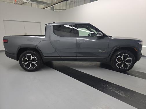 2022 Rivian R1T Adventure
