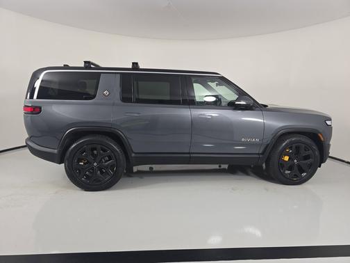 2022 Rivian R1S Launch Edition
