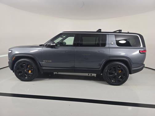 2022 Rivian R1S Launch Edition