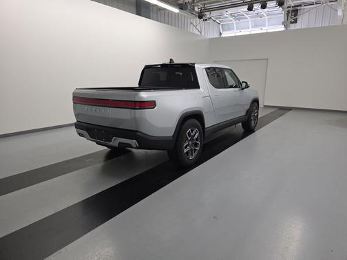2022 Rivian R1T Adventure