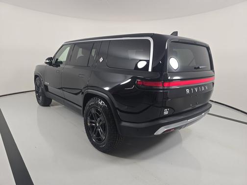 Midnight 2024 Rivian R1S Adventure Package