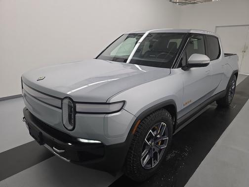 2023 Rivian R1T Adventure Quad Motor Large Pack