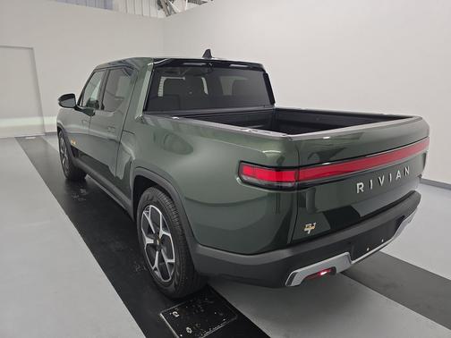 2023 Rivian R1T Adventure Package