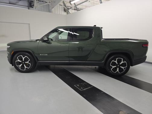 2023 Rivian R1T Adventure Package