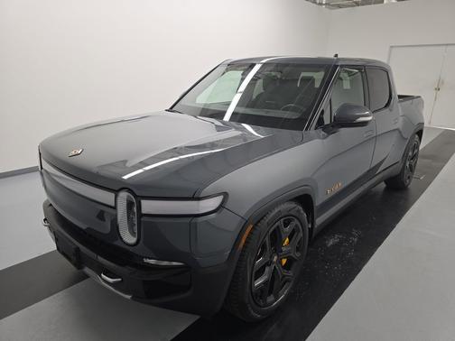 2022 Rivian R1T Adventure