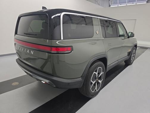 2023 Rivian R1S Launch Edition