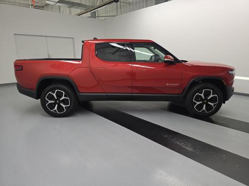 2022 Rivian R1T Adventure