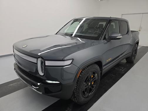 2022 Rivian R1T Adventure