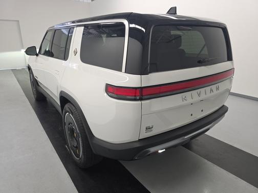 Glacier White paint 2025 Rivian R1S Adventure trim