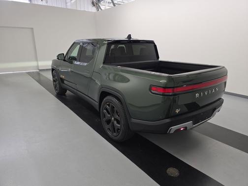 2023 Rivian R1T Adventure Quad Motor Large Pack