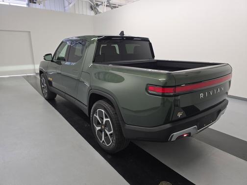 2022 Rivian R1T Adventure